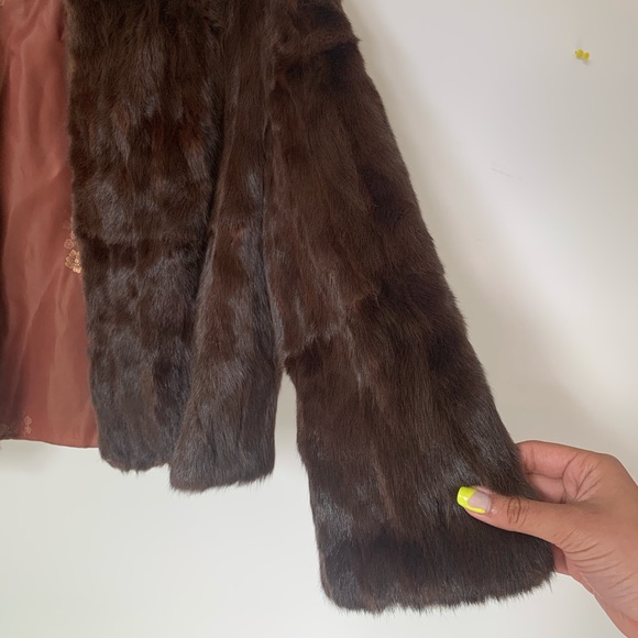 Mink Fur Coat (Canadian made) - Picture 4 of 4